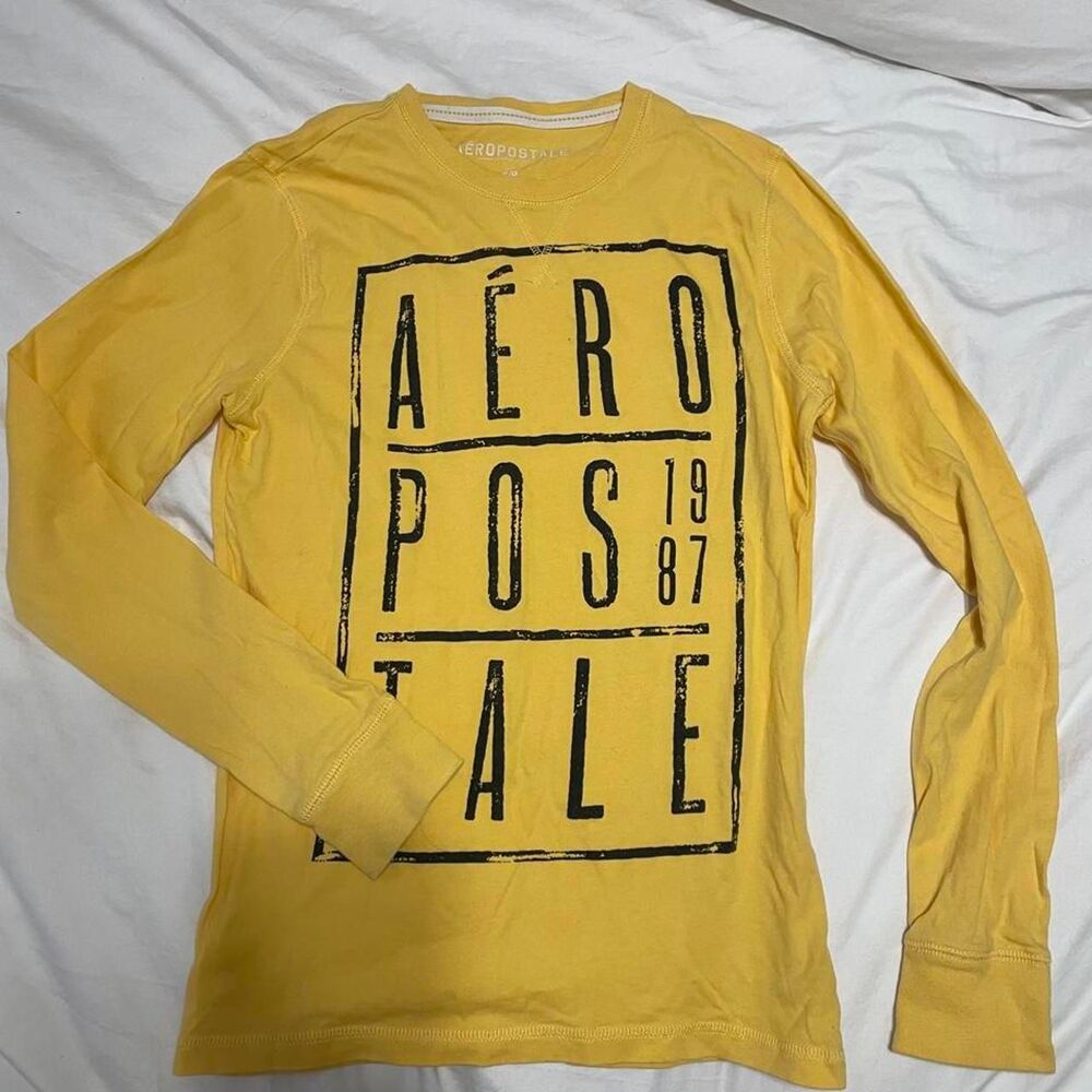 Aeropostale Men's Yellow Sweatshirt